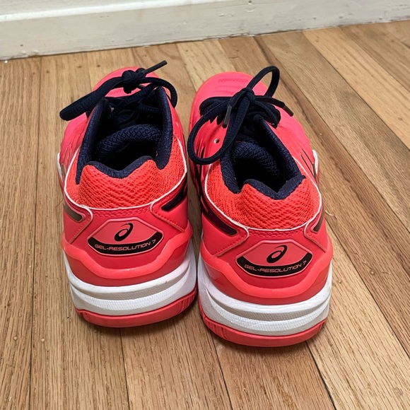 PINK ASICS - Picture 4 of 5